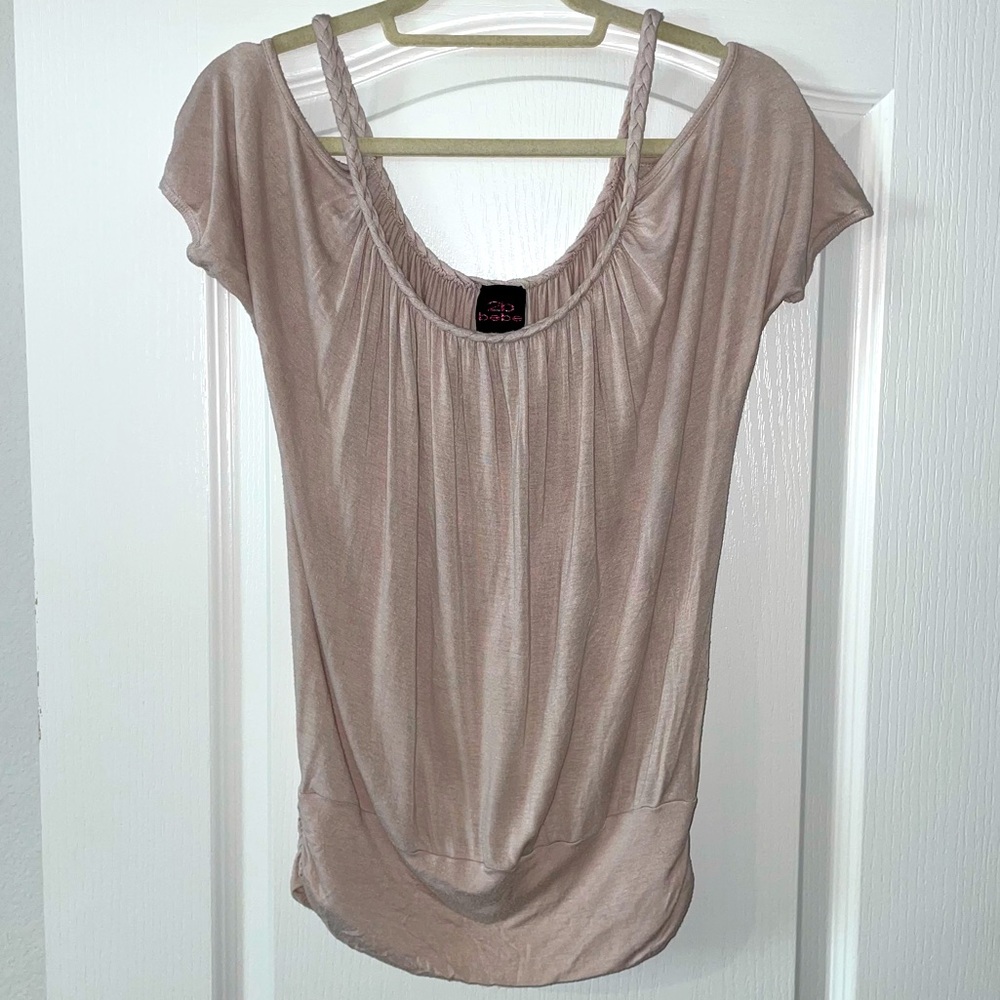 2B BEBE COLD SHOULDER Taupe Top Size Small